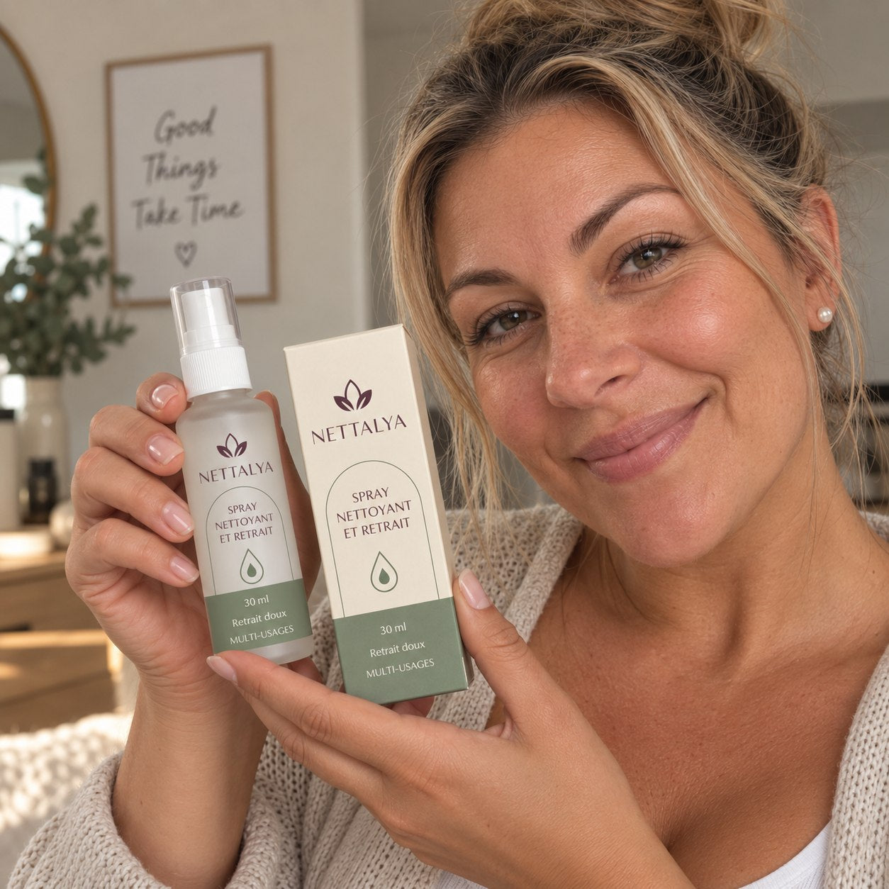 Spray Nettoyant et Retrait NETTALYA 30 ml, flacon et étui